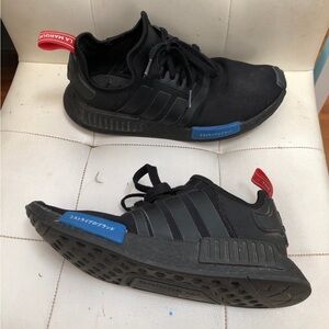 Adidas Men's shoes size 8.5